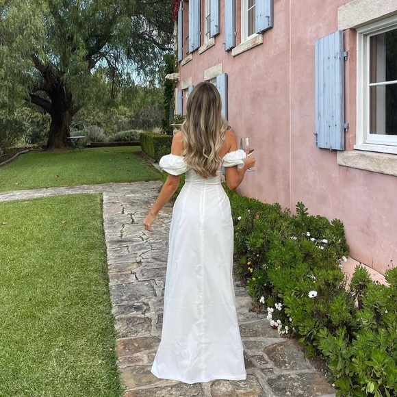 HOUSE OF CB 'Felizia' White Puff Sleeve Sundress - Picture 7 of 11